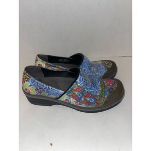 Dansko Vegan Volley Patchwork Floral Clogs Womens EU 40 Slip Resistant US9